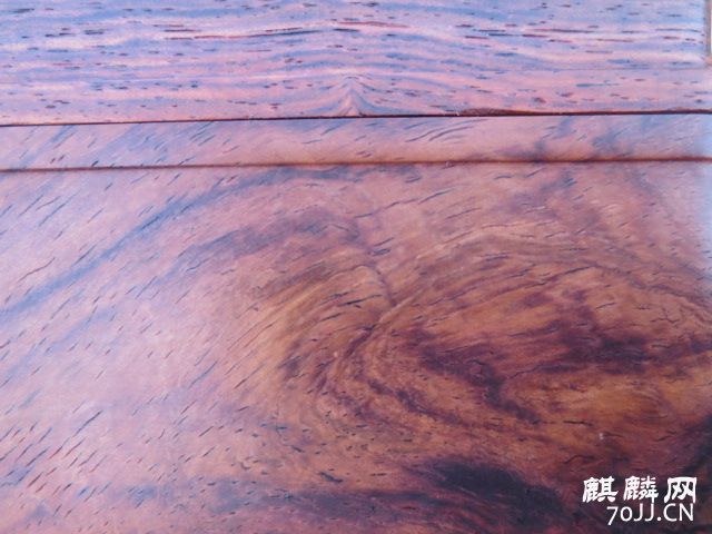060.JPG