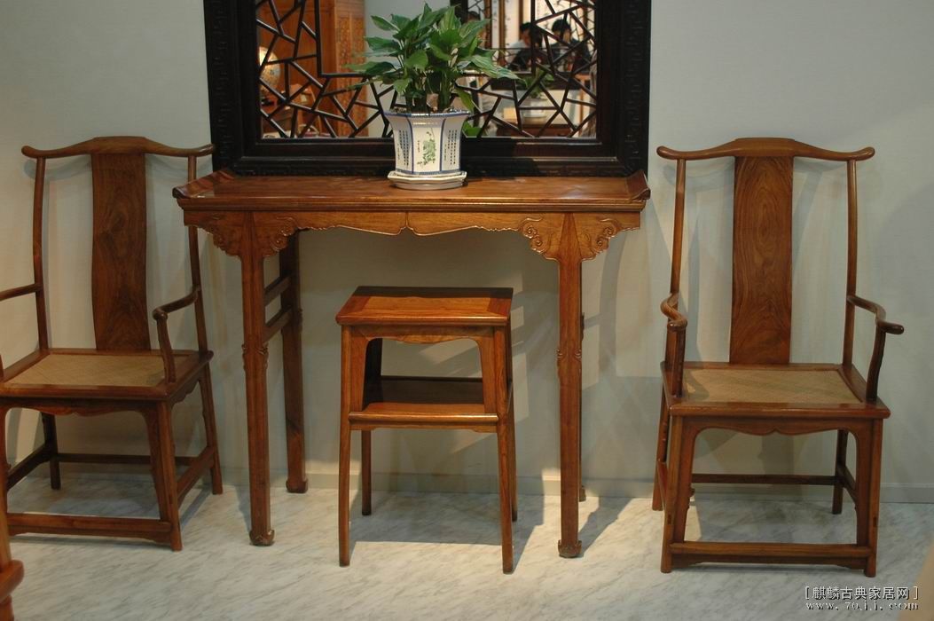 2010329740915.jpg