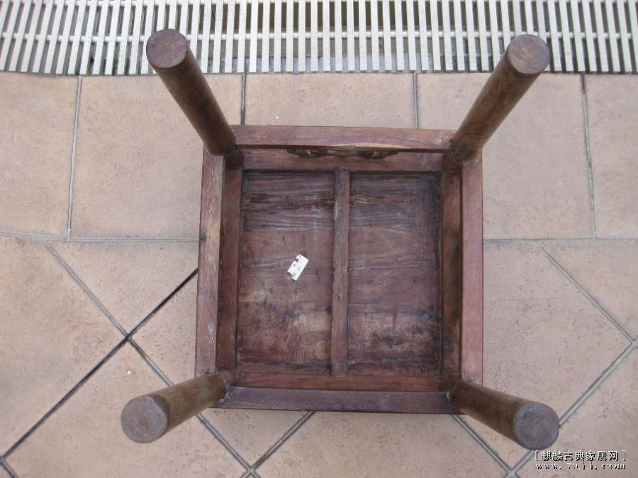 stool3.jpg